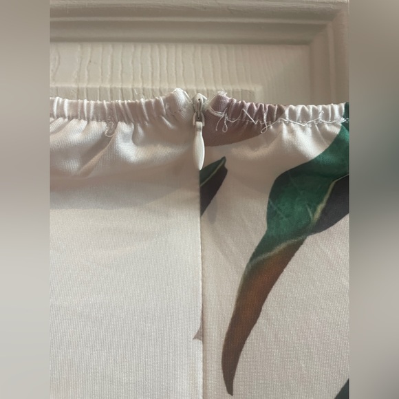 Chic Me White Floral Jumper Size Medium - Picture 7 of 15